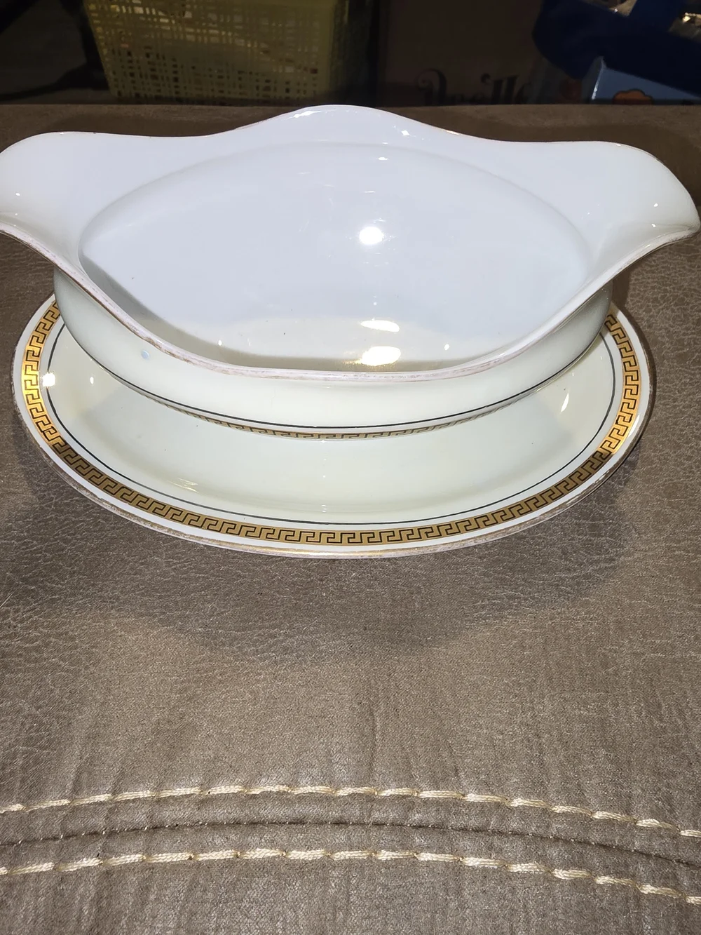 crestwood porcelin elegant white